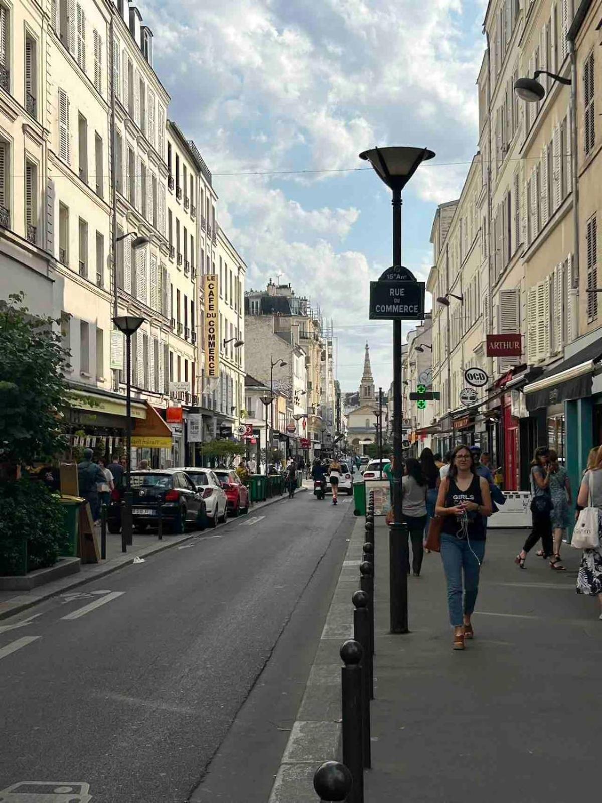 Family Tour Eiffel Apartment Paris